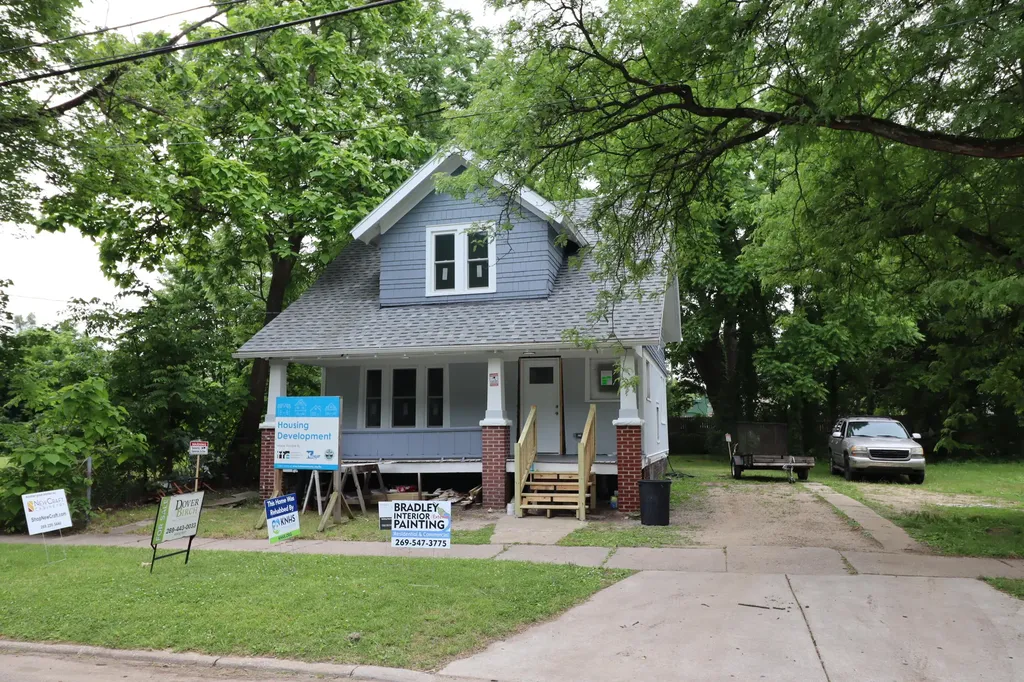 529 Ada Street Kalamazoo City MI 49007