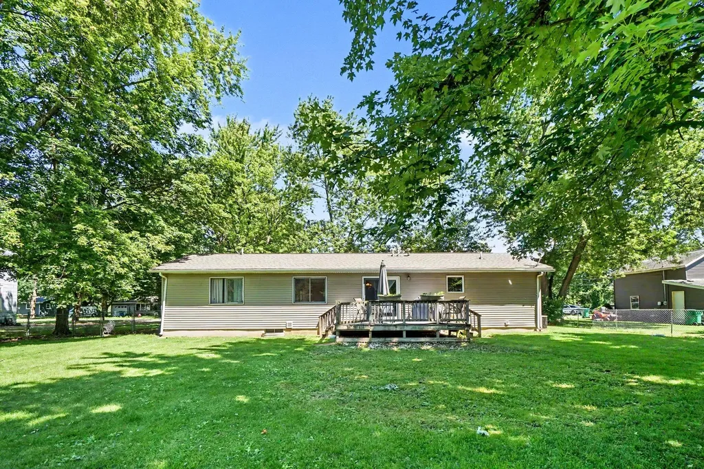 202 E Vermont Avenue White Pigeon Village MI 49099