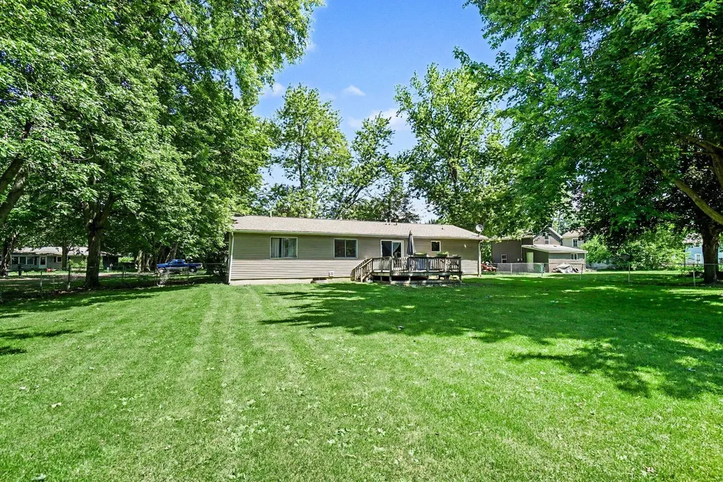 202 E Vermont Avenue White Pigeon Village MI 49099