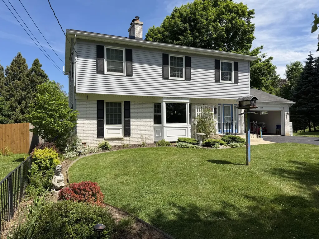 334 N Grand Street Marshall City MI 49068