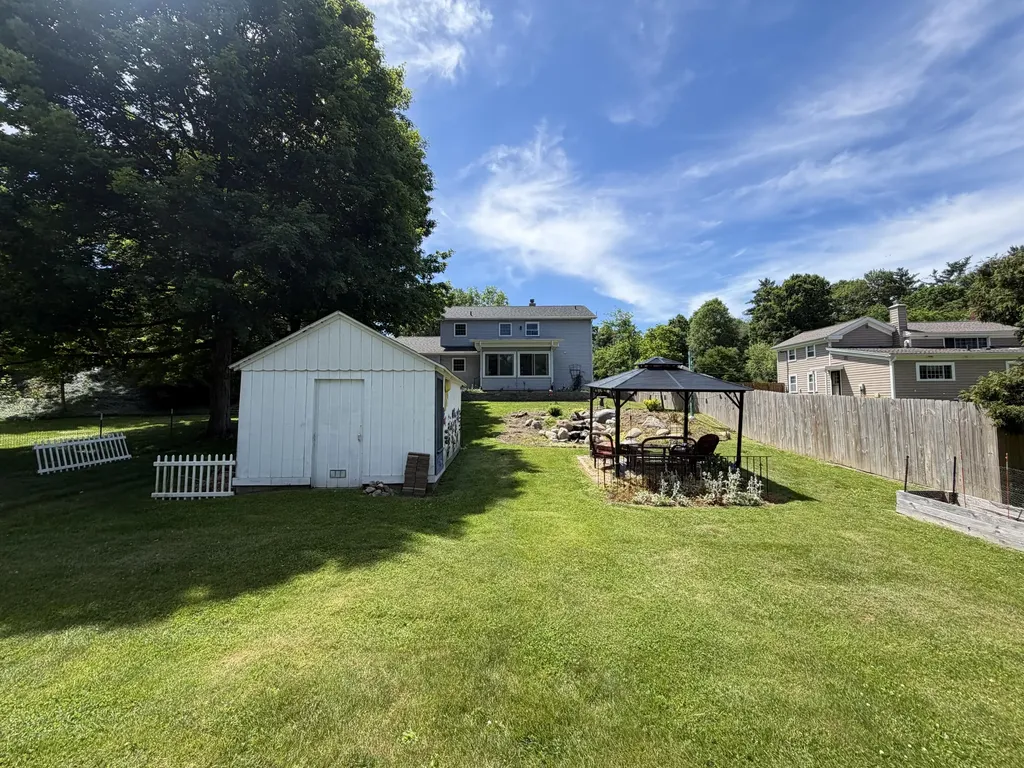 334 N Grand Street Marshall City MI 49068