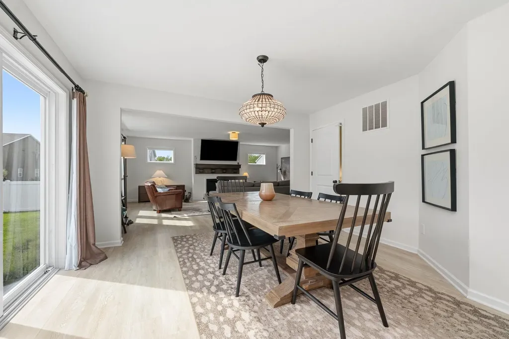 3701 Taunton Trail Portage City MI 49024