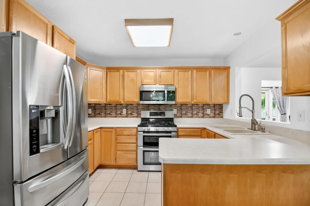 16 Christian Road Emmett Charter Township MI 49014