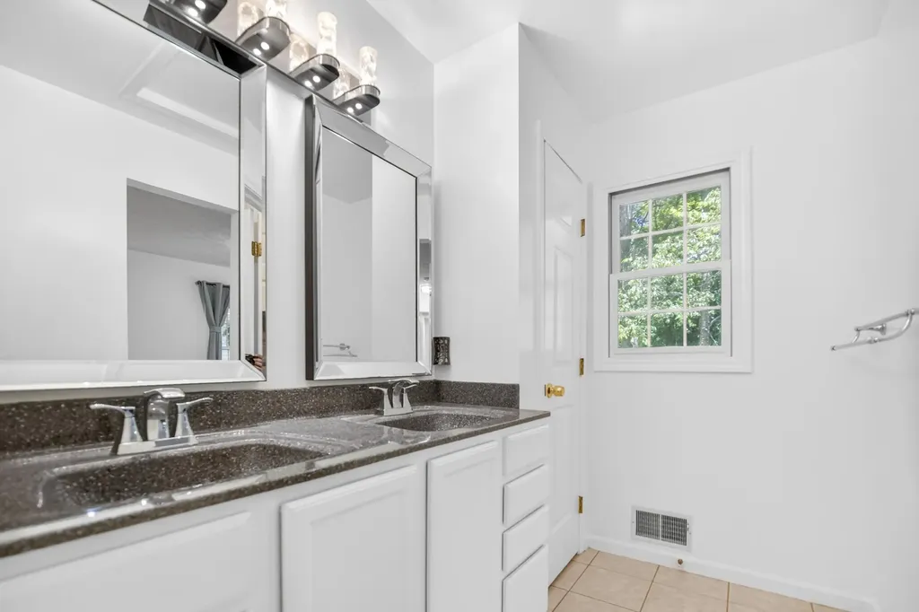 16 Christian Road Emmett Charter Township MI 49014