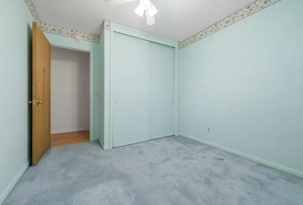 1343 Calhoun Street Kalamazoo Charter Township MI 49006