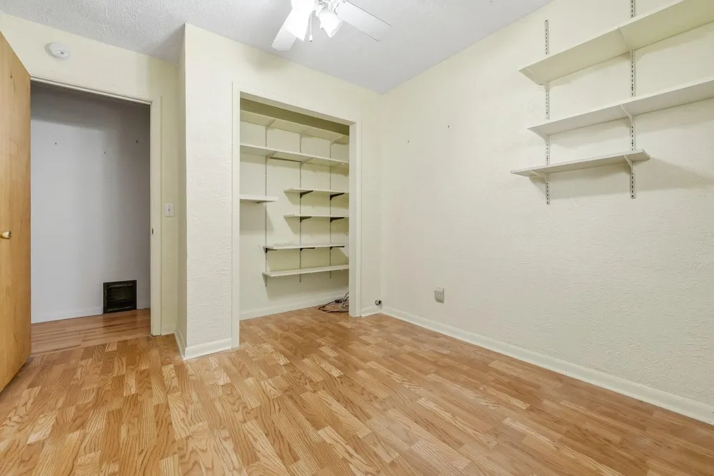1343 Calhoun Street Kalamazoo Charter Township MI 49006