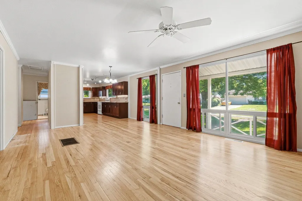1343 Calhoun Street Kalamazoo Charter Township MI 49006