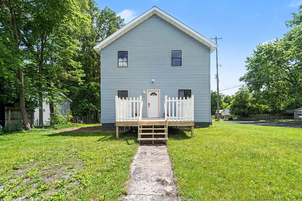 142 Rook Street Emmett Charter Township MI 49014