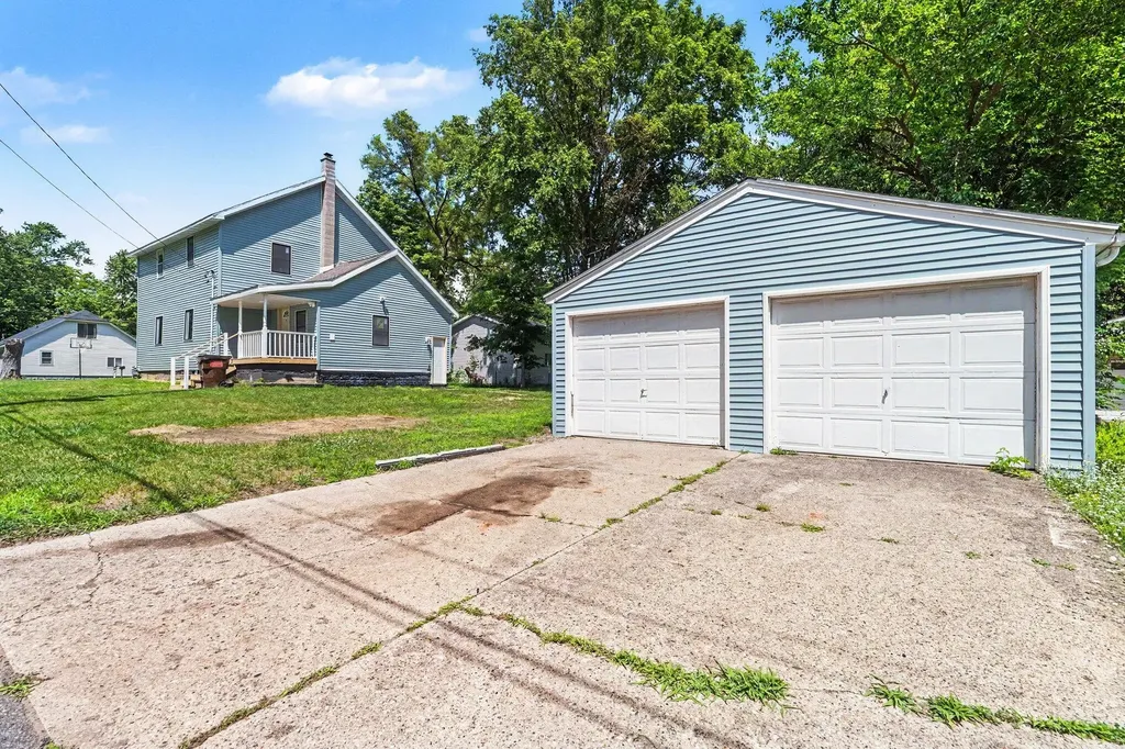 142 Rook Street Emmett Charter Township MI 49014