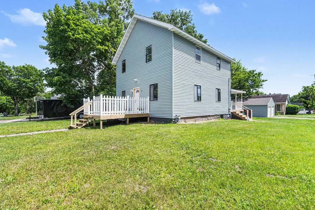 142 Rook Street Emmett Charter Township MI 49014