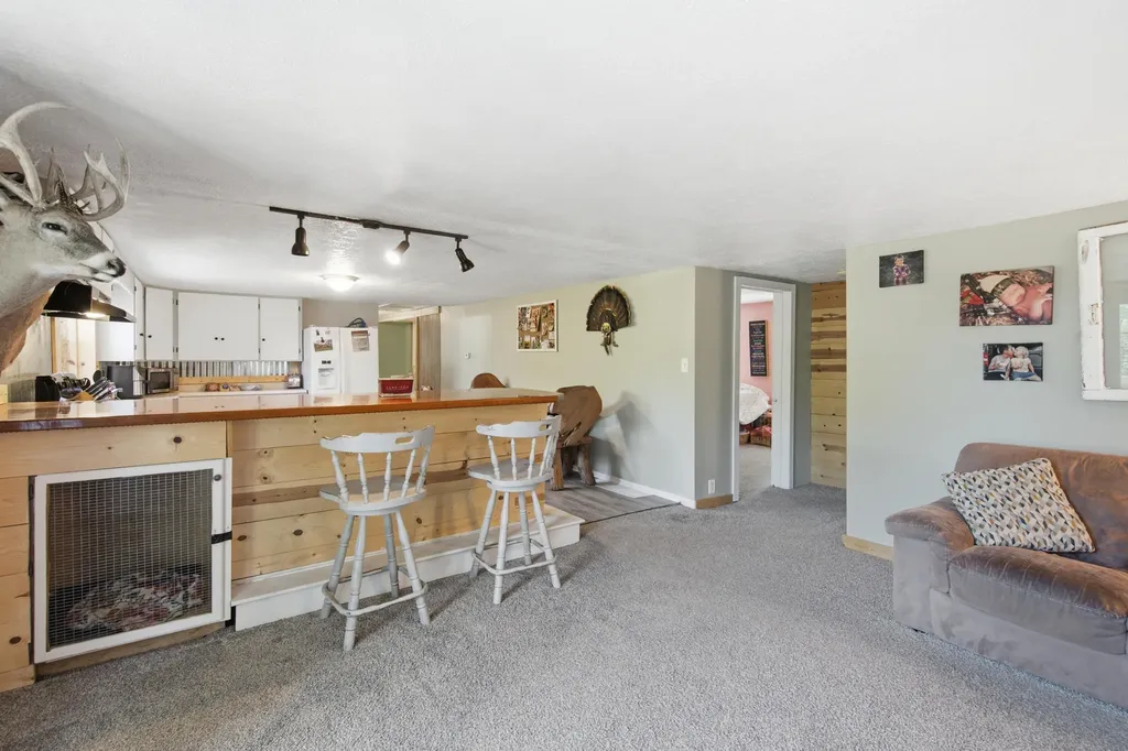 6973 Ackers Point Drive Hope Township MI 49046