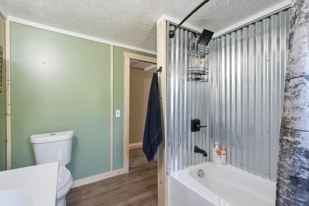 6973 Ackers Point Drive Hope Township MI 49046