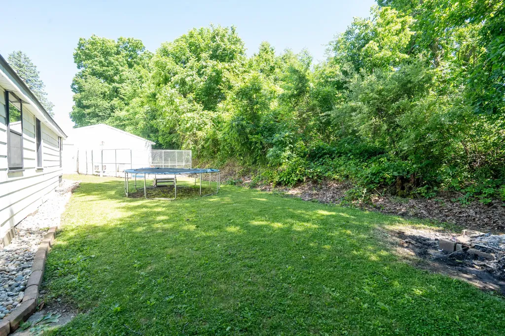 6973 Ackers Point Drive Hope Township MI 49046