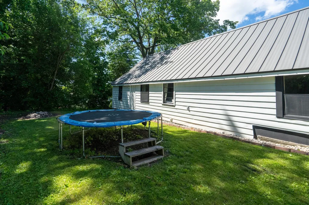 6973 Ackers Point Drive Hope Township MI 49046