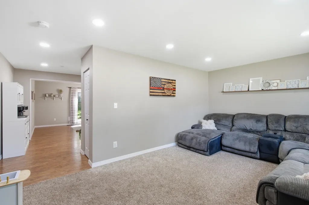 57385 Hamilton Street Mattawan Village MI 49071