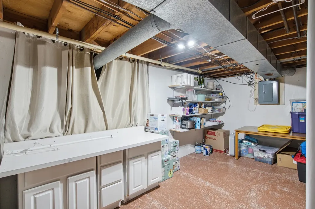 57385 Hamilton Street Mattawan Village MI 49071
