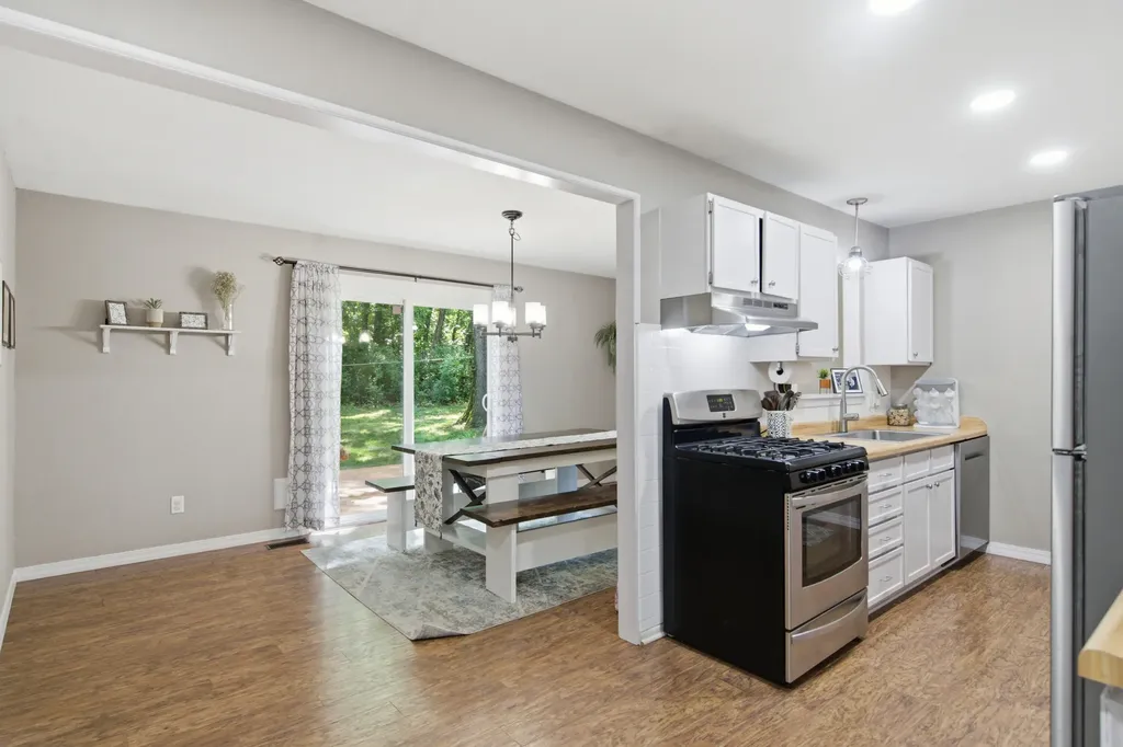 57385 Hamilton Street Mattawan Village MI 49071