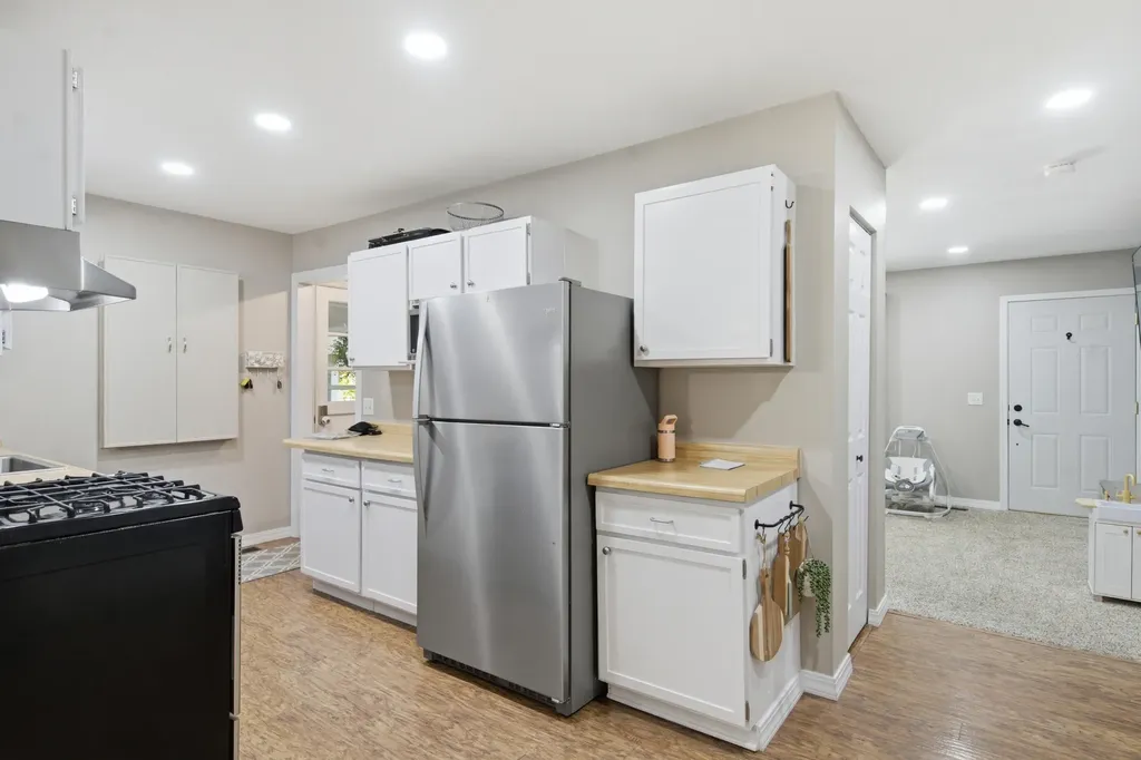 57385 Hamilton Street Mattawan Village MI 49071