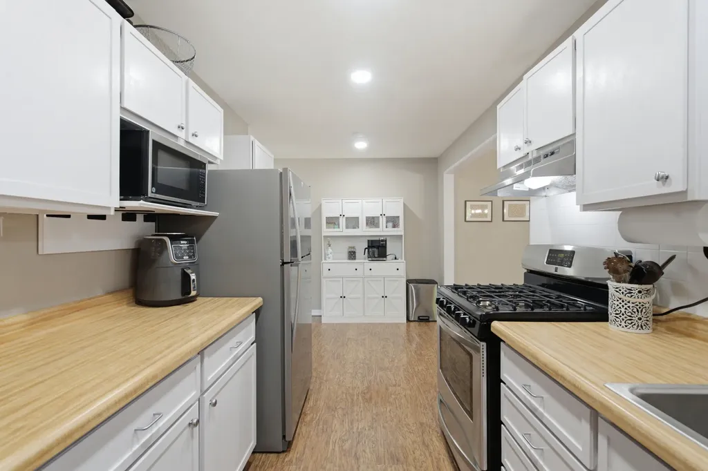 57385 Hamilton Street Mattawan Village MI 49071
