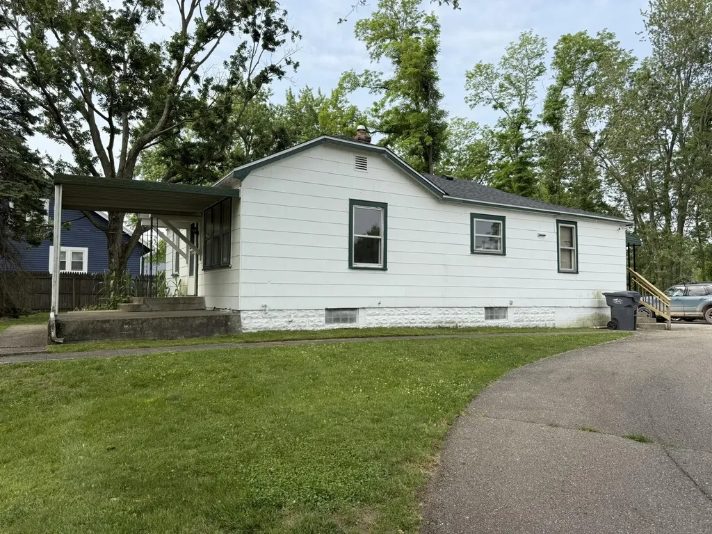 6242 Lovers Lane Portage City MI 49002