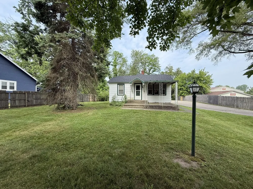 6242 Lovers Lane Portage City MI 49002