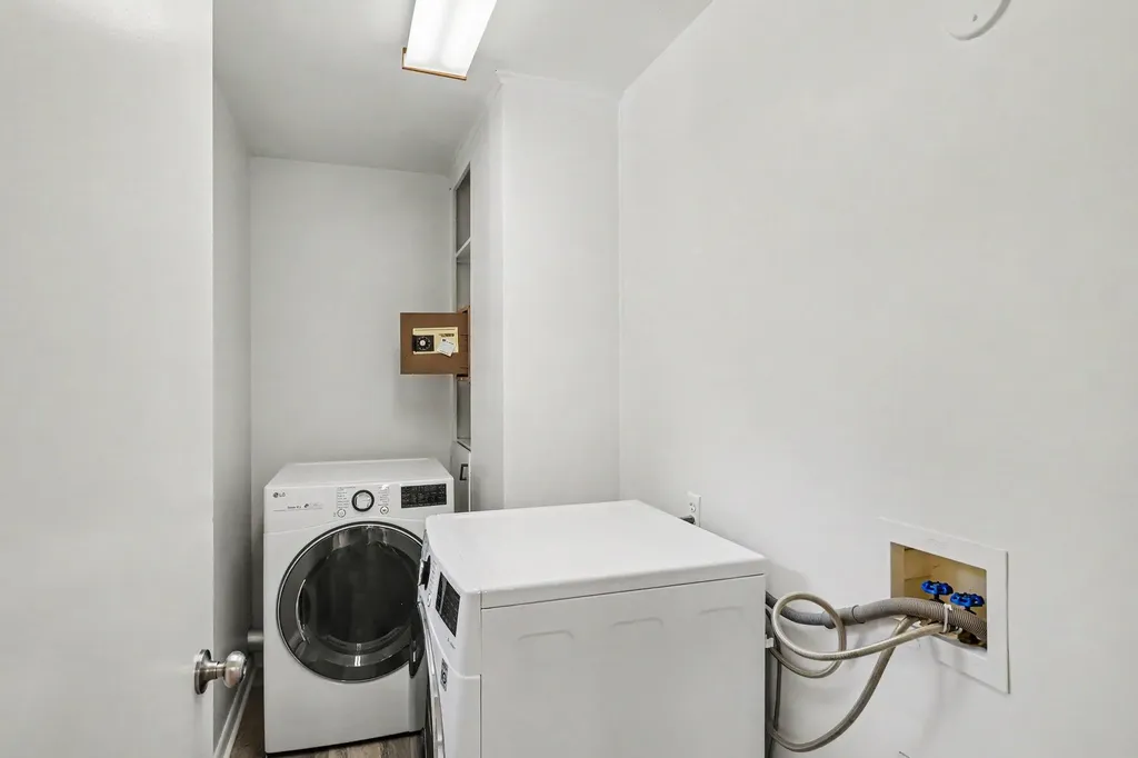 4029 Sunvalley Drive Kalamazoo City MI 49008