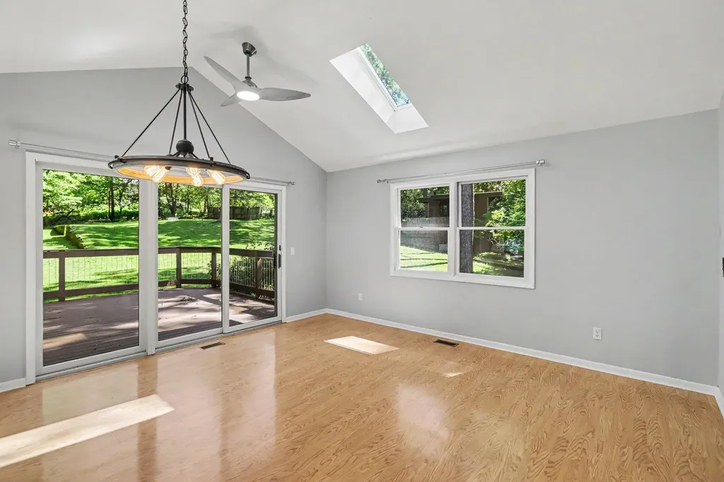 4029 Sunvalley Drive Kalamazoo City MI 49008