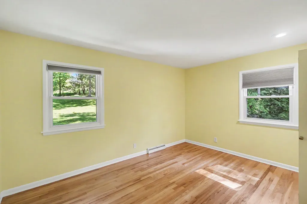 4029 Sunvalley Drive Kalamazoo City MI 49008