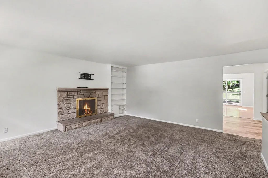 4029 Sunvalley Drive Kalamazoo City MI 49008