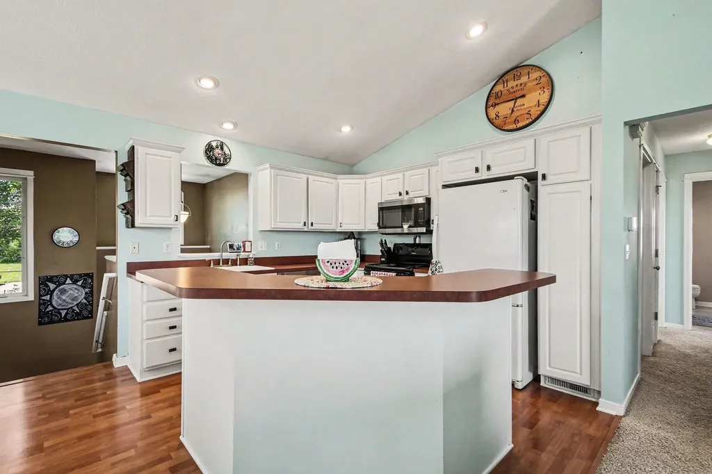 10264 Summerwood Drive Holland Charter Township MI 49464