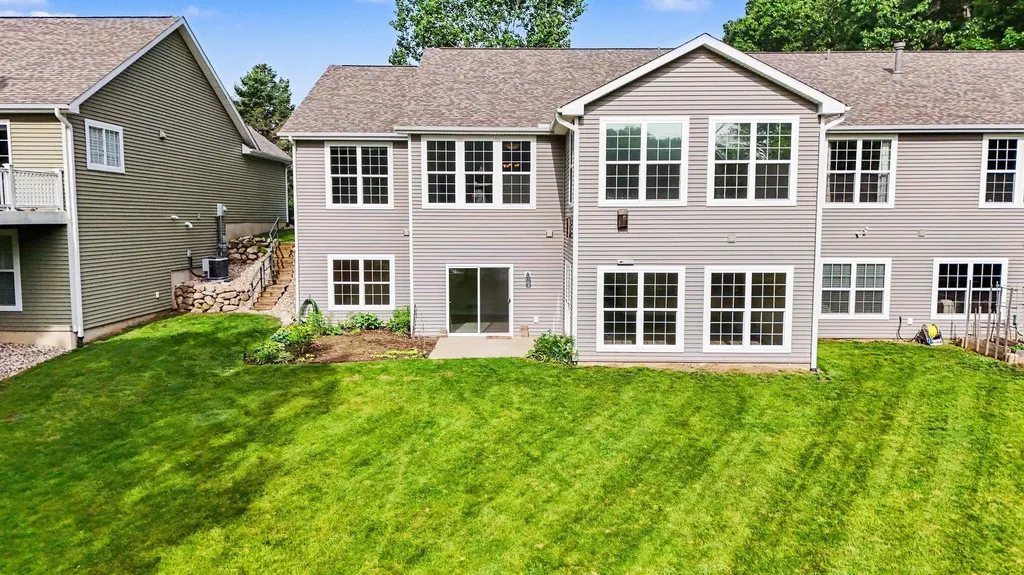 6945 Hunters Creek Comstock Charter Township MI 49048