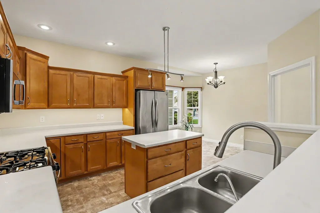 6945 Hunters Creek Comstock Charter Township MI 49048