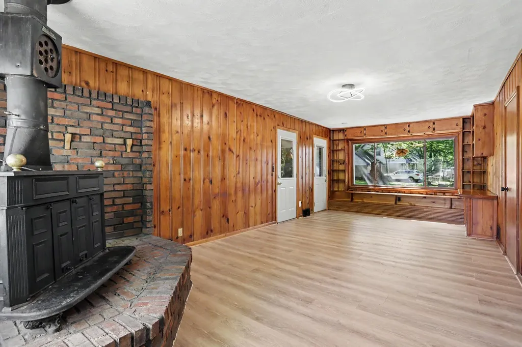 2716 Gull Road Kalamazoo Charter Township MI 49048