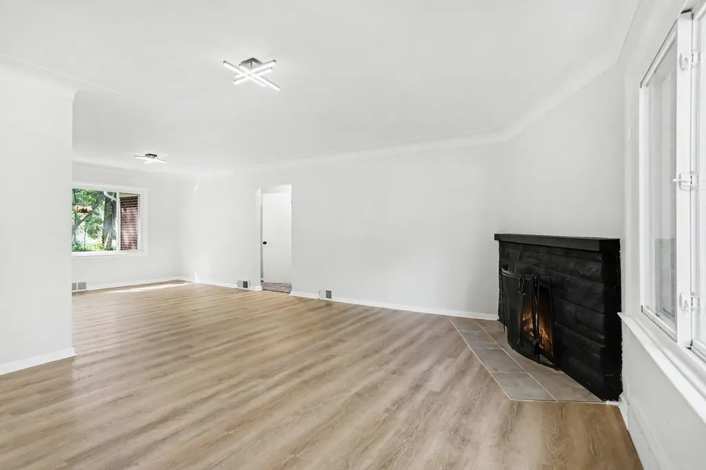 2716 Gull Road Kalamazoo Charter Township MI 49048