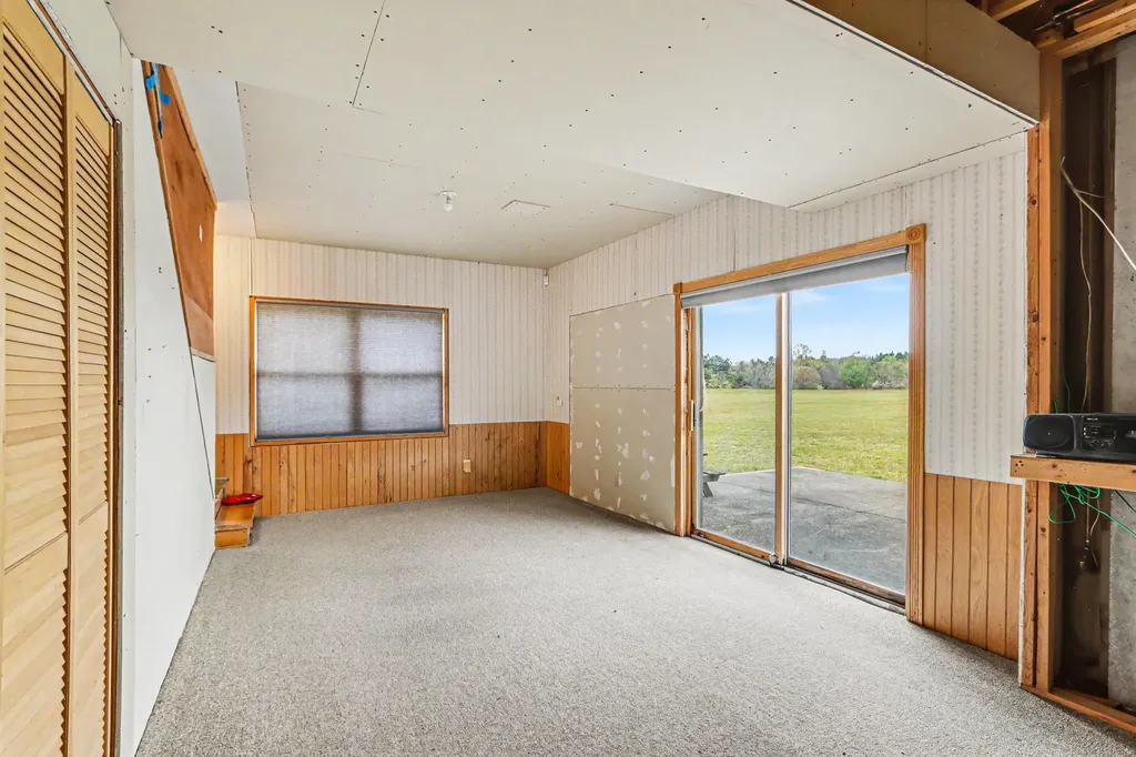 32282 64th Avenue Antwerp Township MI 49065
