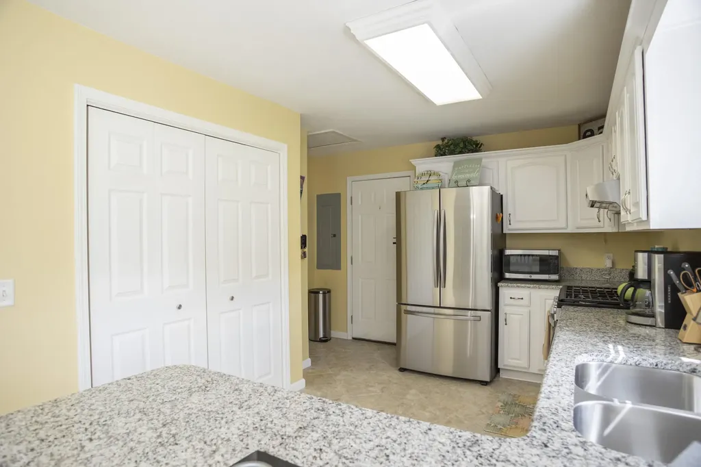1109 Meadowsweet Lane Vicksburg Village MI 49097