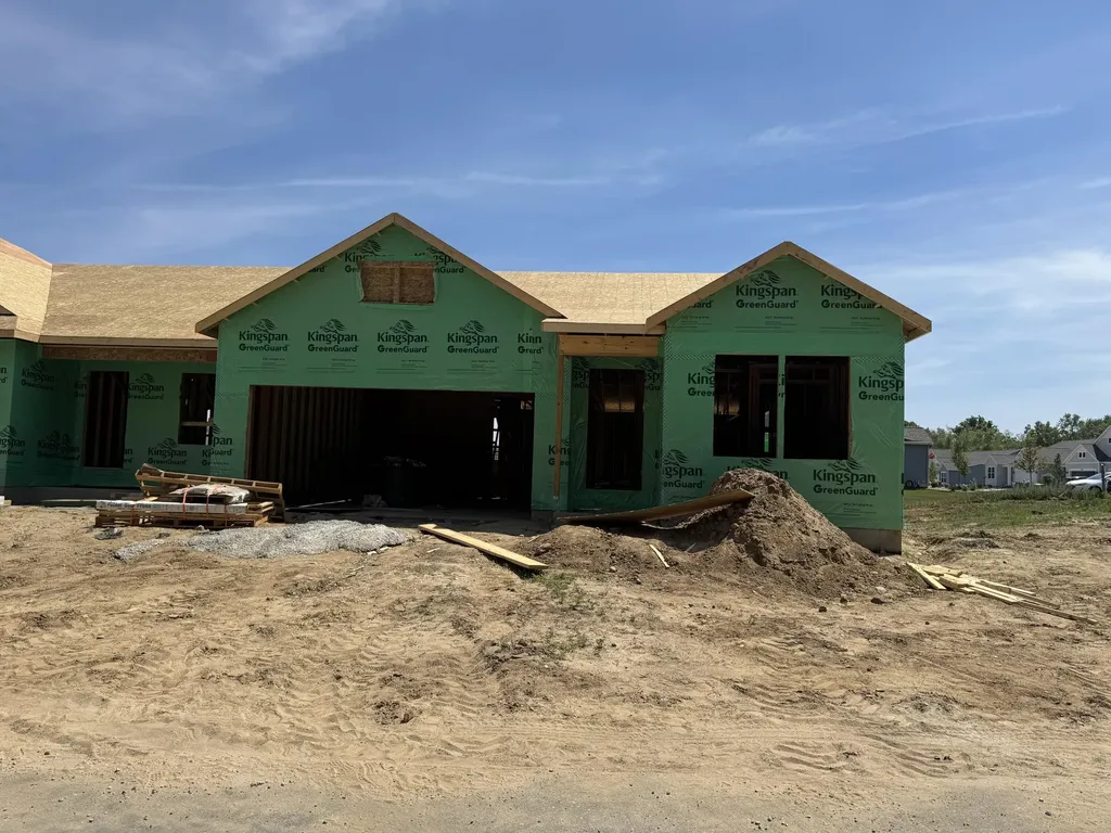 1597 N Village Circle Oshtemo Charter Township MI 49009