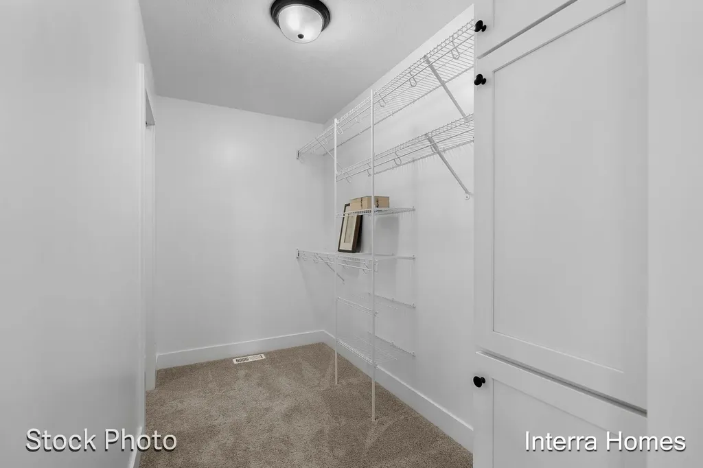 1597 N Village Circle Oshtemo Charter Township MI 49009