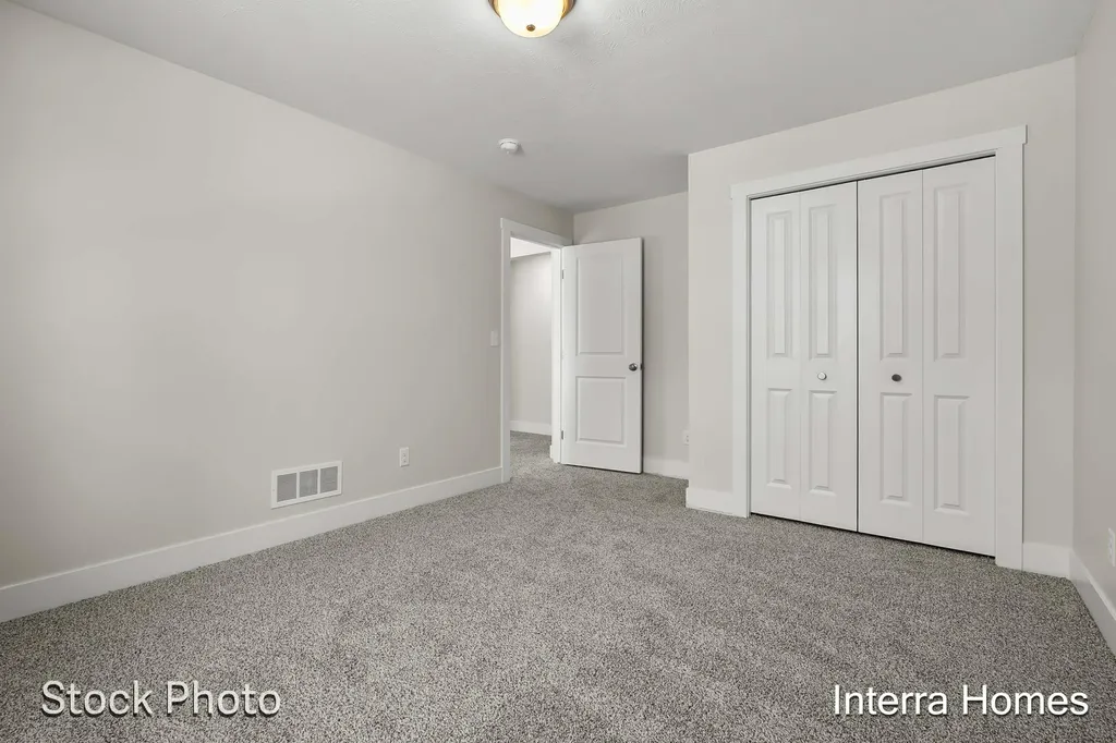 1597 N Village Circle Oshtemo Charter Township MI 49009