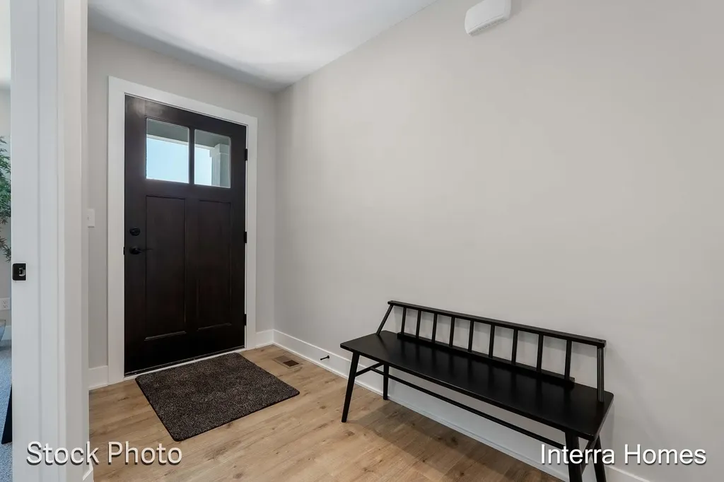 1597 N Village Circle Oshtemo Charter Township MI 49009