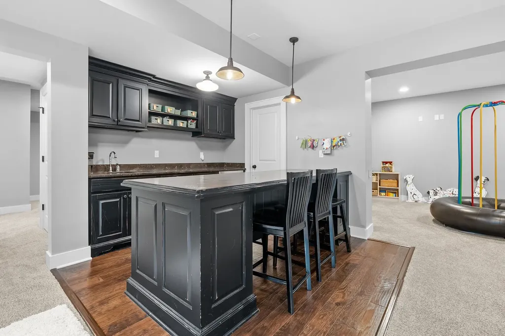8352 Vinewood Point Texas Charter Township MI 49071