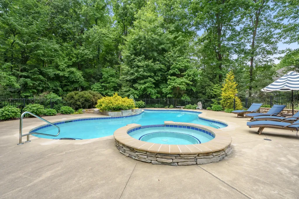 8352 Vinewood Point Texas Charter Township MI 49071