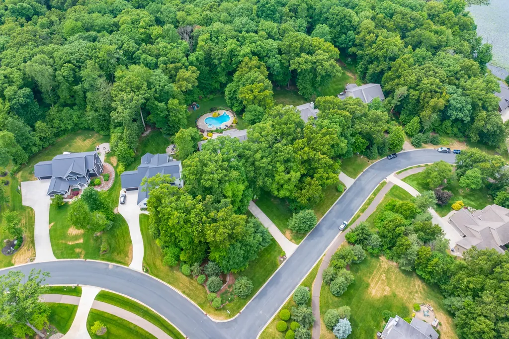 8352 Vinewood Point Texas Charter Township MI 49071