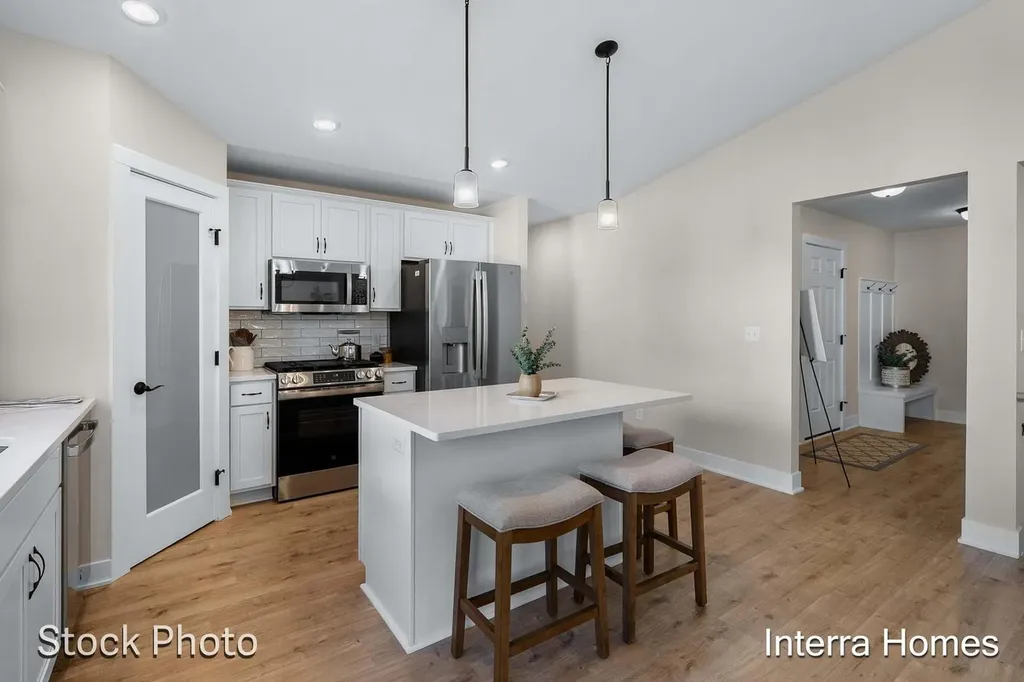 1591 N Village Circle Oshtemo Charter Township MI 49009