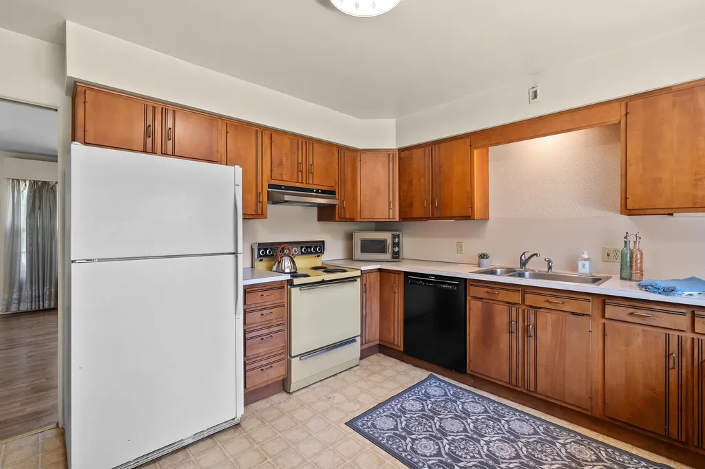 5229 Bronson Boulevard Portage City MI 49024