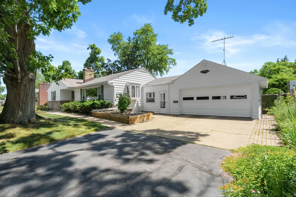 5229 Bronson Boulevard Portage City MI 49024
