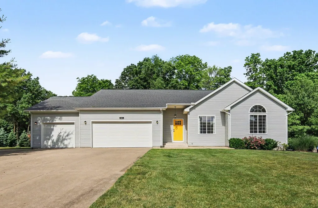 7997 Rolling Meadows Drive Cooper Charter Township MI 49009