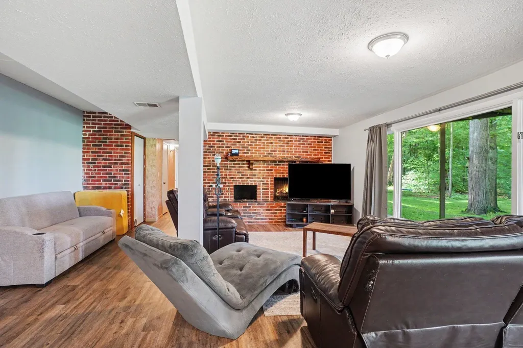 9713 Oakview Drive Portage City MI 49024
