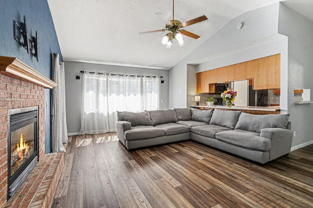166 Ridgewood Street Kalamazoo City MI 49001
