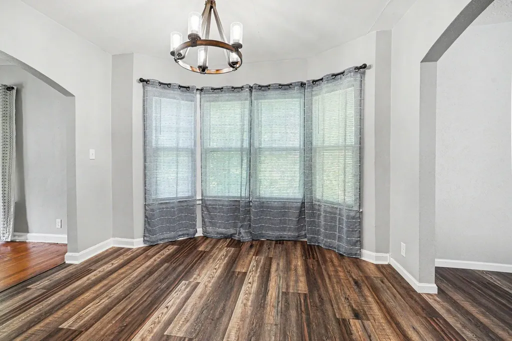 166 Ridgewood Street Kalamazoo City MI 49001